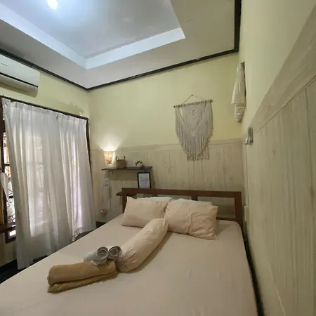 Coliving Bali Sweet Home Kost Lengkap Di Tabanan Kota Exterior photo