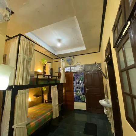 Coliving Bali Sweet Home Kost Lengkap Di Tabanan Kota Room photo
