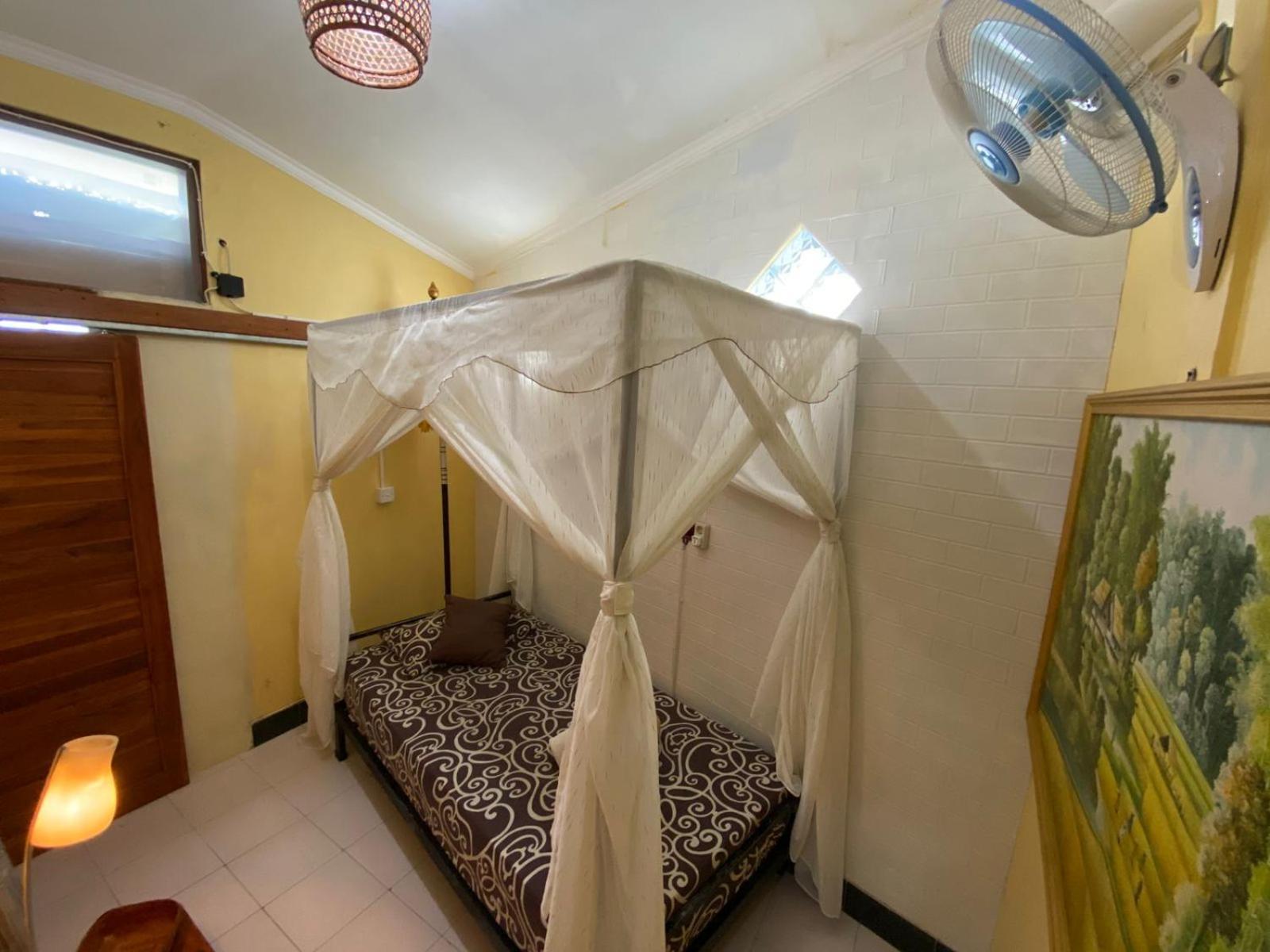 Homestay Coliving Bali Sweet Kost Lengkap Di Kota Tabanan (Bali)