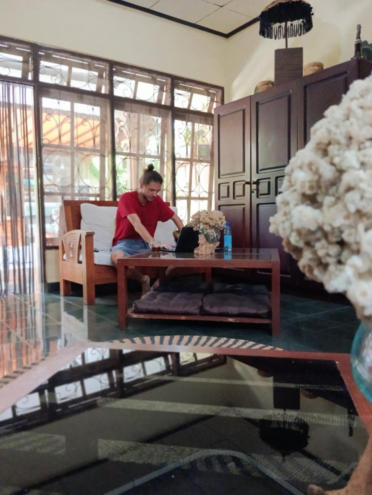 Homestay Coliving Bali Sweet Kost Lengkap Di Kota *