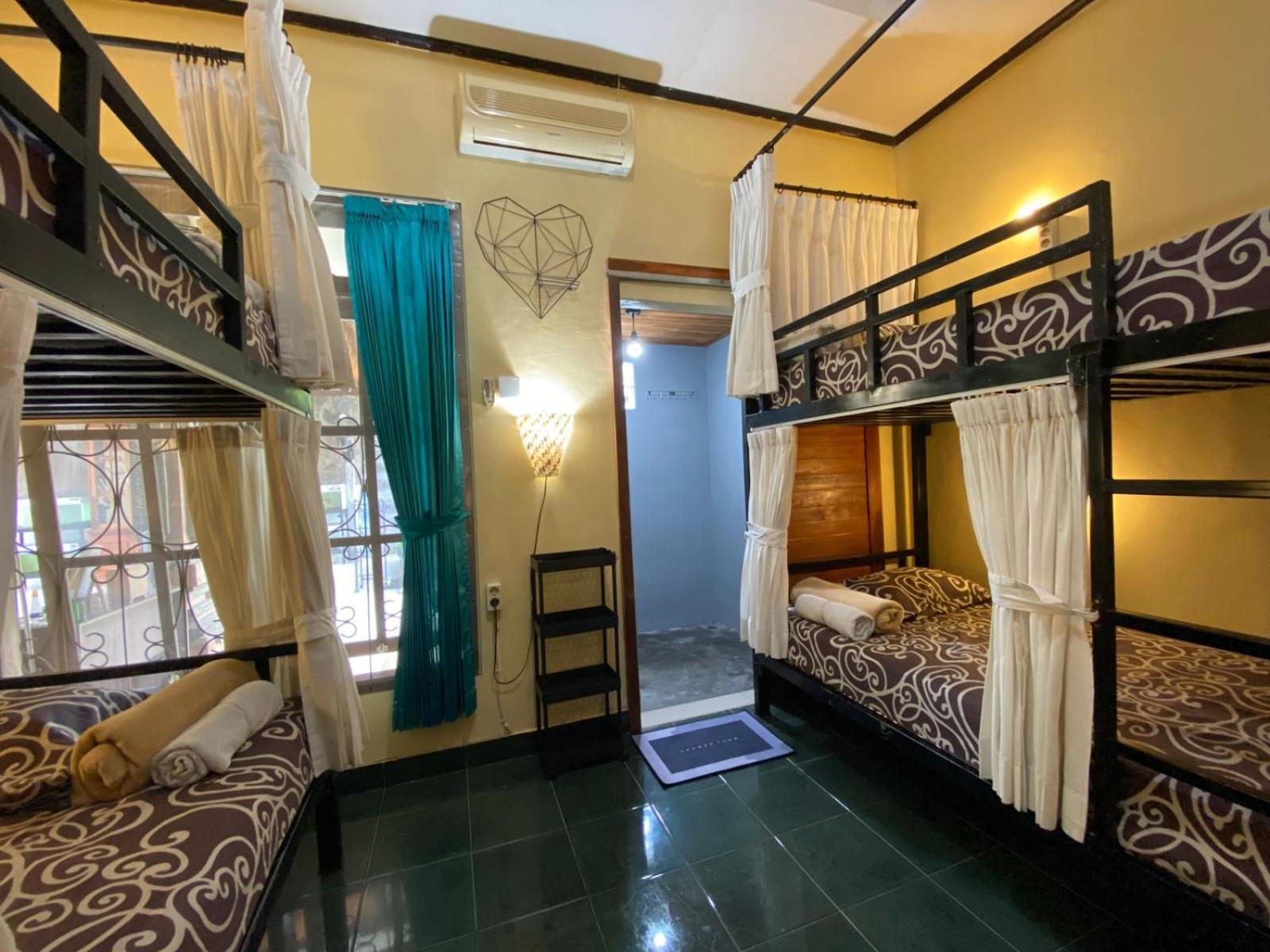 Coliving Bali Sweet Kost Lengkap Di Kota *