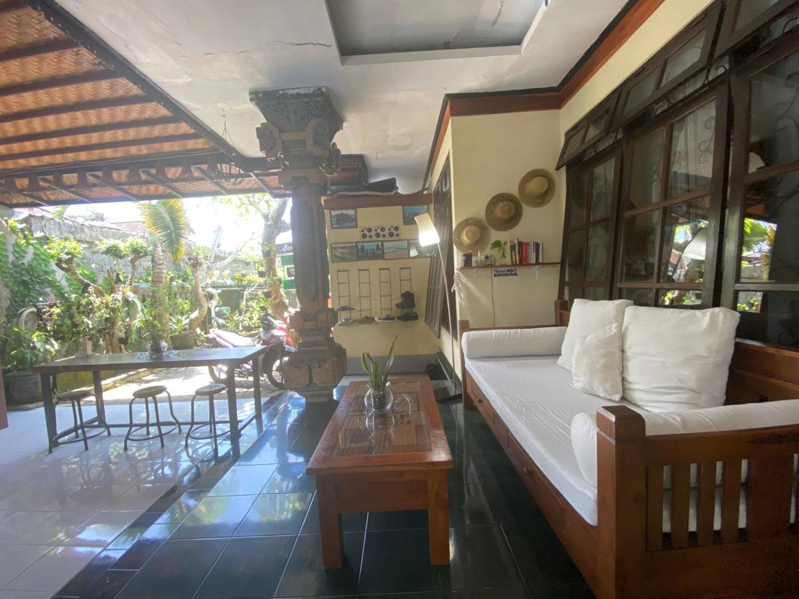 Coliving Bali Sweet Kost Lengkap Di Kota Homestay *
